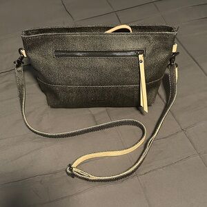 Sherpani- Black and Tan Women's Bag